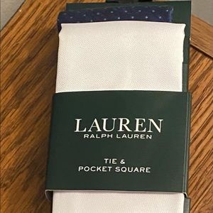 Tie with pocket square
